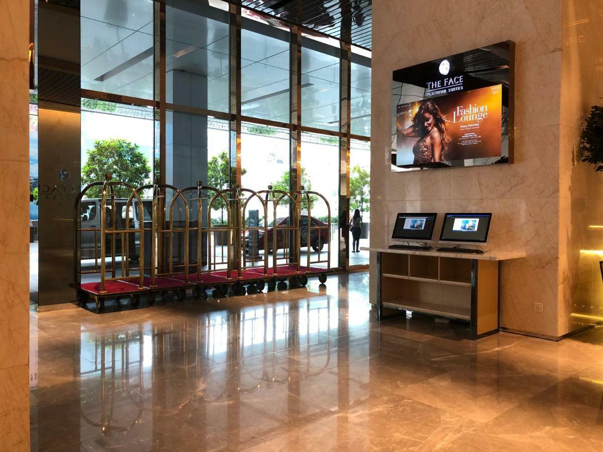 Appartamento La Platinum Klcc Kuala Lumpur Esterno foto