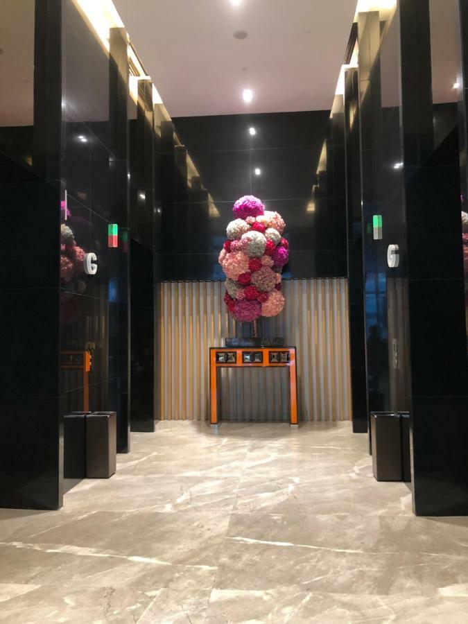 Appartamento La Platinum Klcc Kuala Lumpur Esterno foto